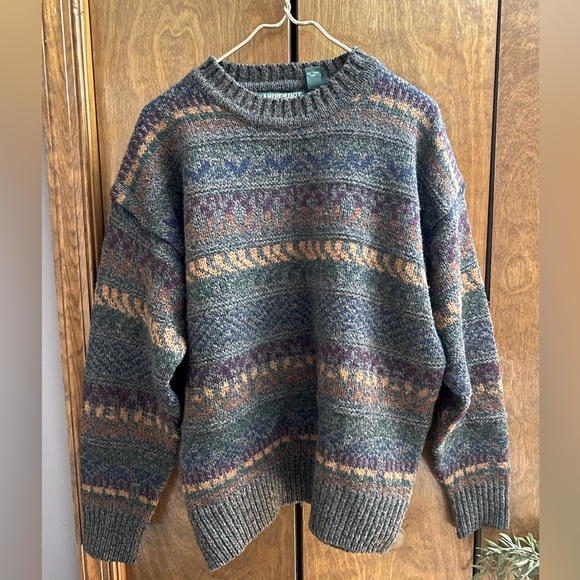 American Eagle Outfitters Other - AEO sweater